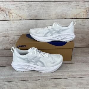 Asics Novablast 5 Womens Sz 10 Running Shoes White Piedmont Grey